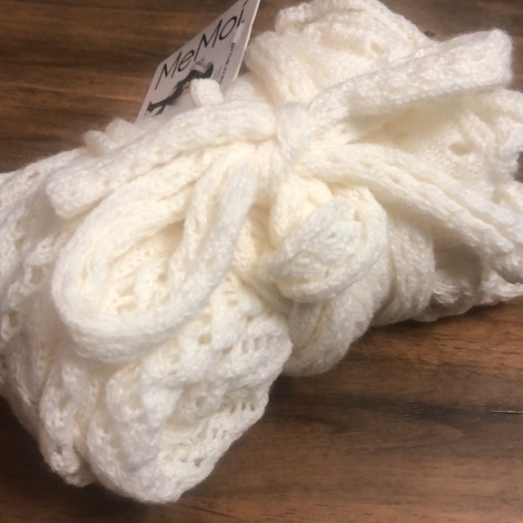 **SOLD** NWT MeMoi Chunky Pointelle Knit Over The Knee Bow Socks - Picture 5 of 5